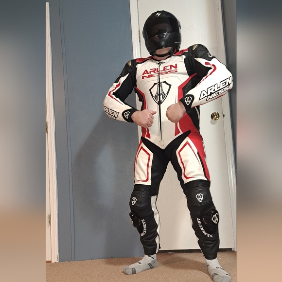 Meet the Posher - Picture 12 of 16